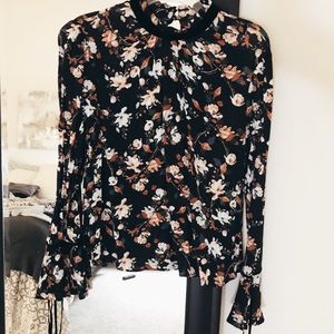 NEVER WORN BP PRINTED BLOUSE WITH VELVET DETAILS
